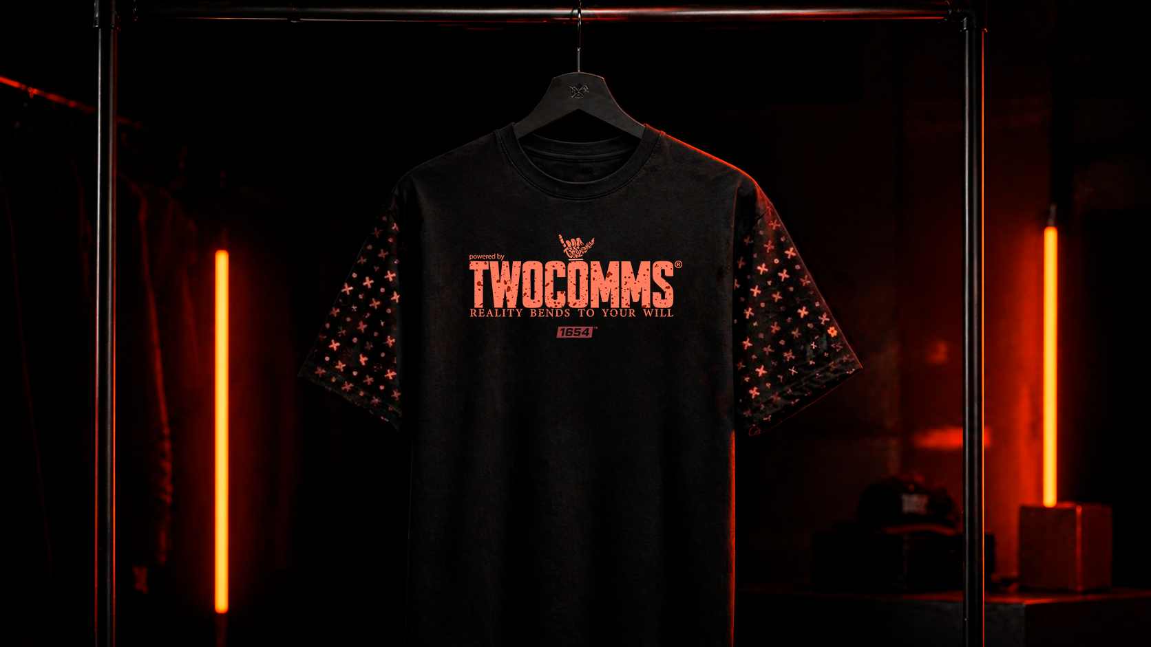 Футболка TWOCOMMS "Reality Bends": Dark Neon Edition — головне фото товару TwoComms